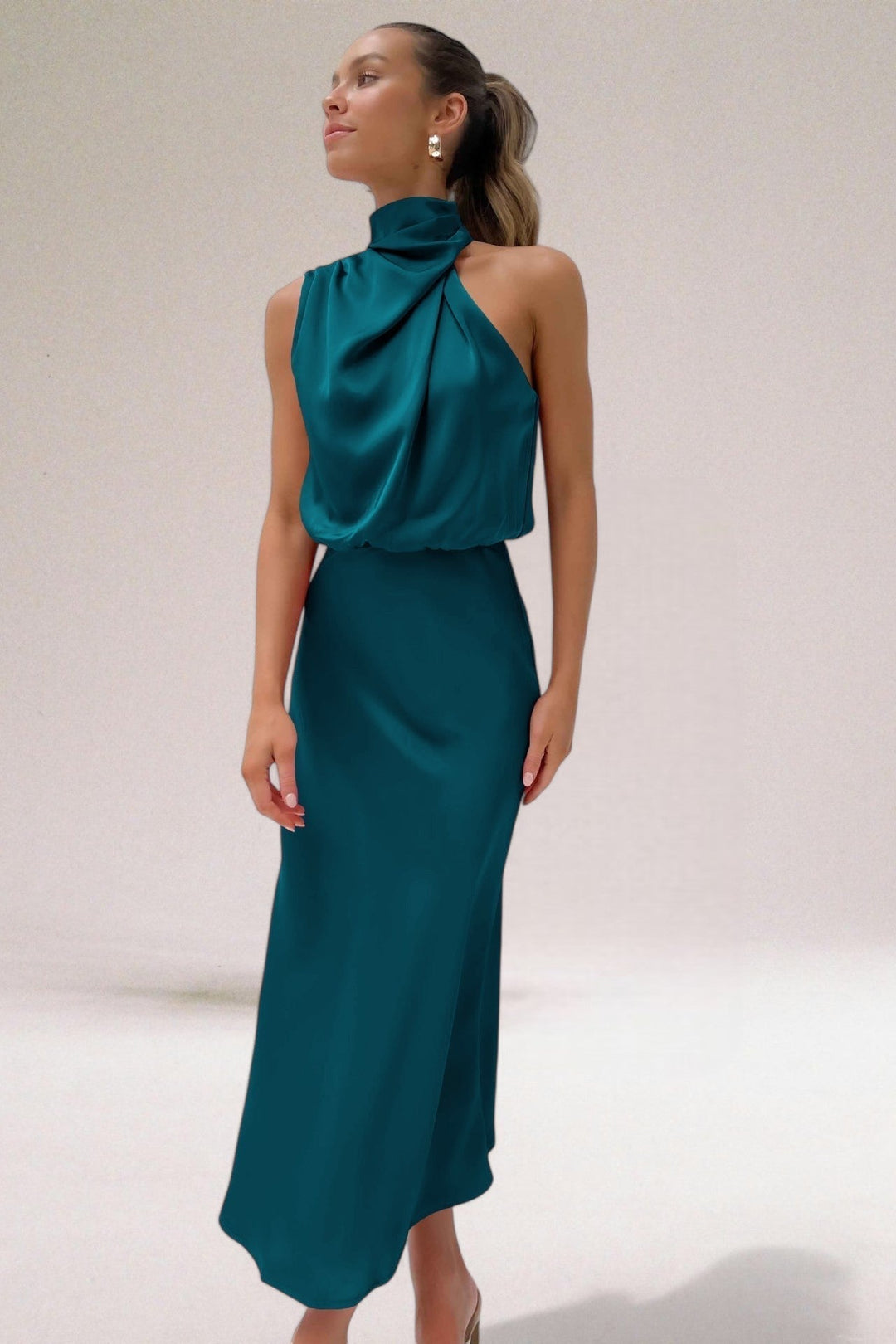 Flavia - Glamorous Satin Halter Dress