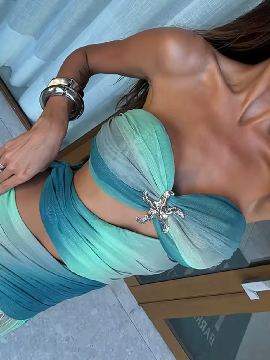 Aura - Attention-grabbing long dress