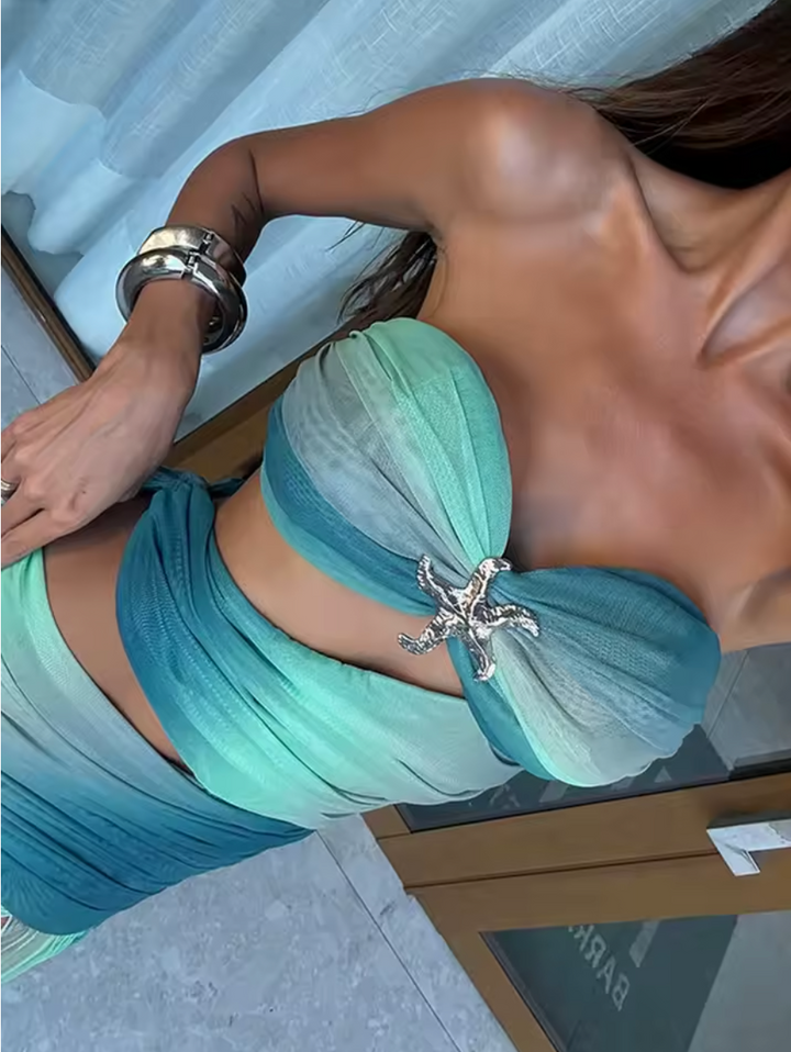 Aura - Attention-grabbing long dress