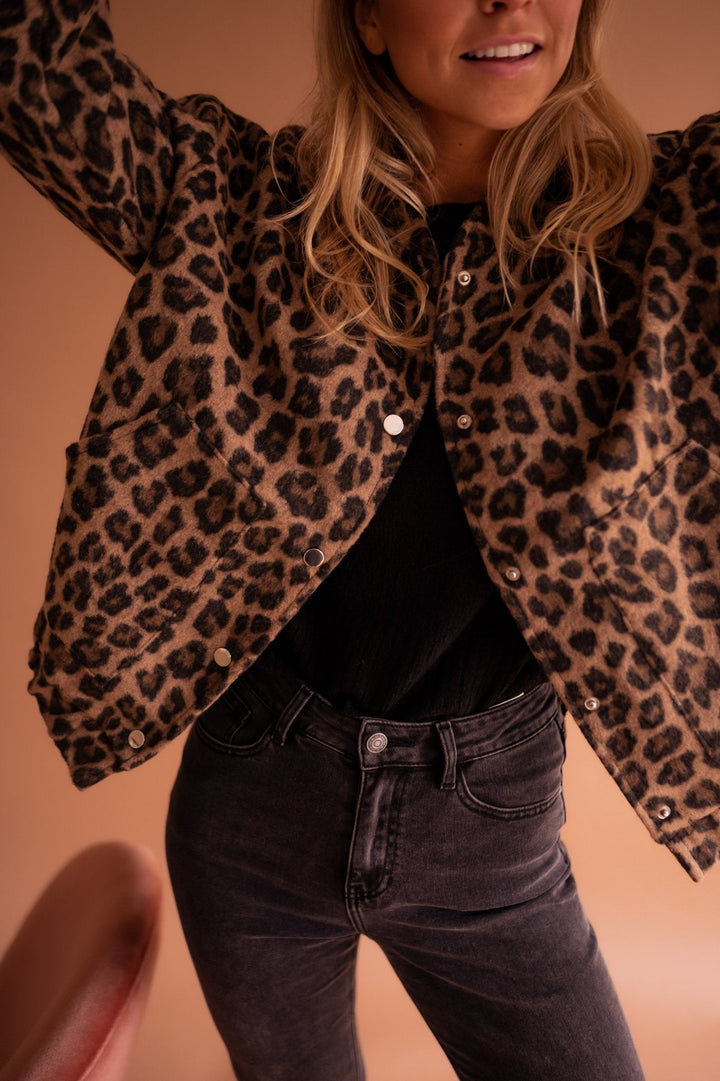 Luna - Trendy leopard print jacket